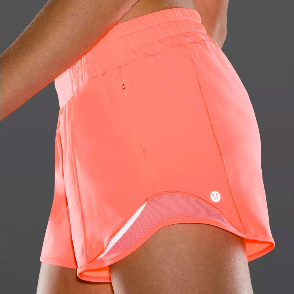 Lululemon Hotty Hot “Pop Orange” 4’ Inch Shorts! (Size 2)
